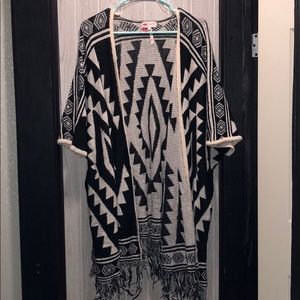 Short sleeve kimono type cardigan